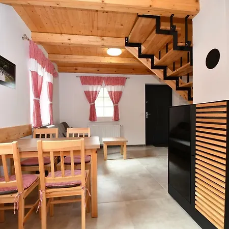 Lodge Rekreacna Usadlost Pieninka